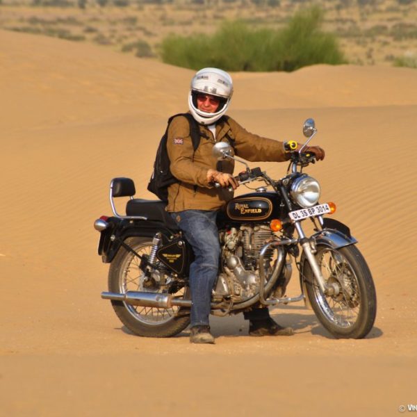 desert-du-thar-en-inde-en-royal-enfield